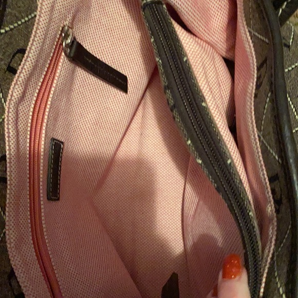 Dooney and Bourke bag - Picture 3 of 11